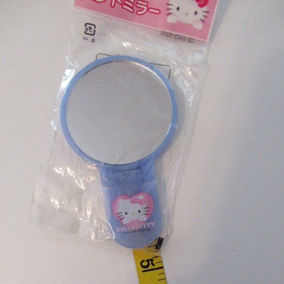 Hello kitty hand mirror - Picture 3 of 4
